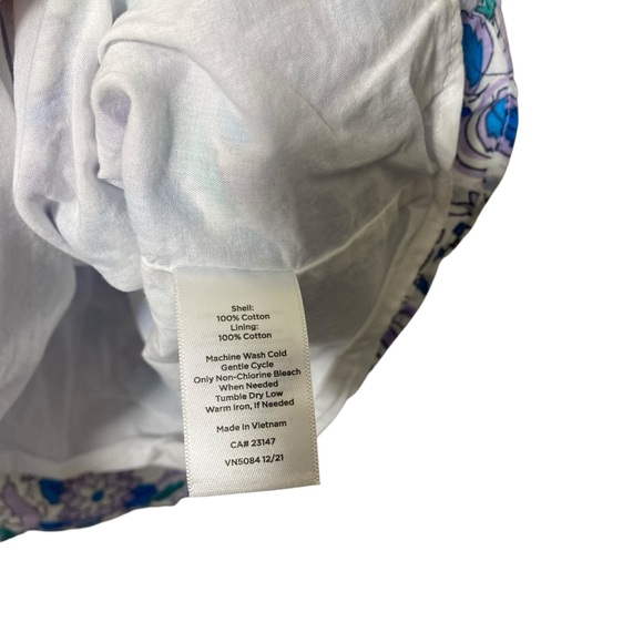 Talbots Blouse Size Large Blue Purple Floral Peacock Square Neck Short Sleeve - Picture 5 of 7